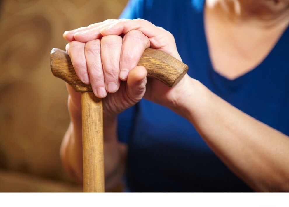 Using cane for coxarthrosis